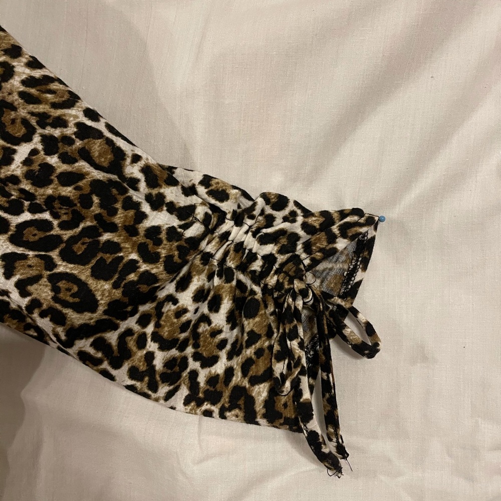 Leopard print pullover - Picture 4 of 5